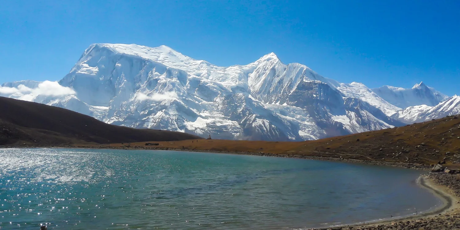 Manaslu Circuit Trek vs Annapurna Circuit Trek